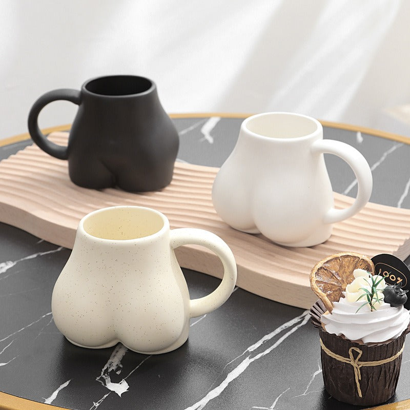 Cheeky Booty Mug – Funny 3D Butt-Shaped Ceramic Novelty Gift