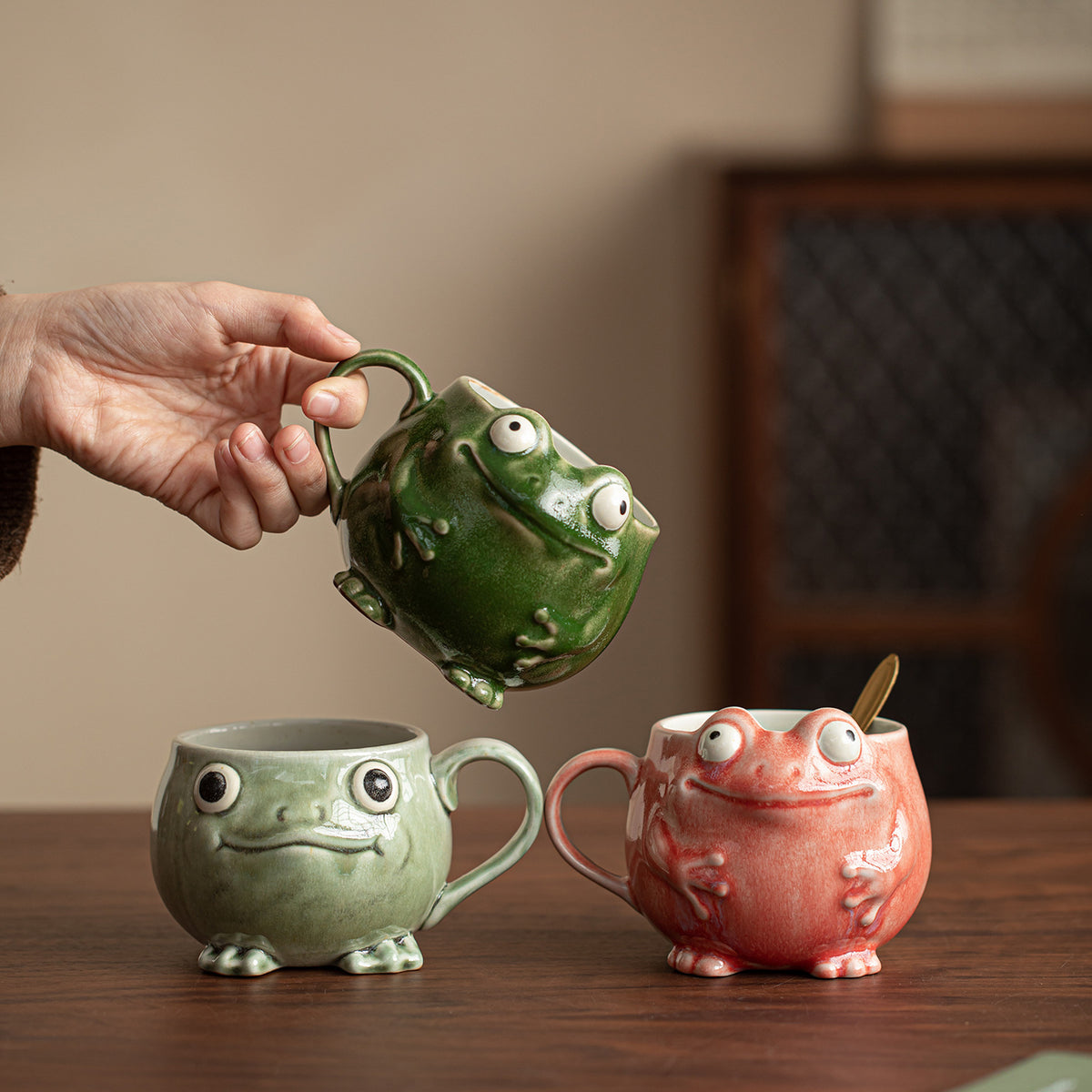 Funny Frog Ceramic Coffee Mug with Spoon – Cute Novelty Gift