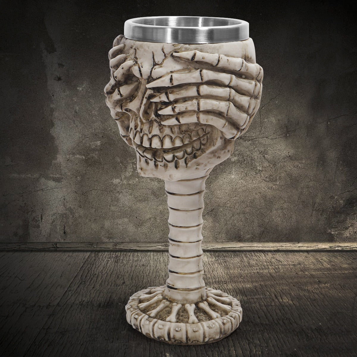 Gothic Skull Goblet – Antique Skeleton Chalice & Halloween Décor