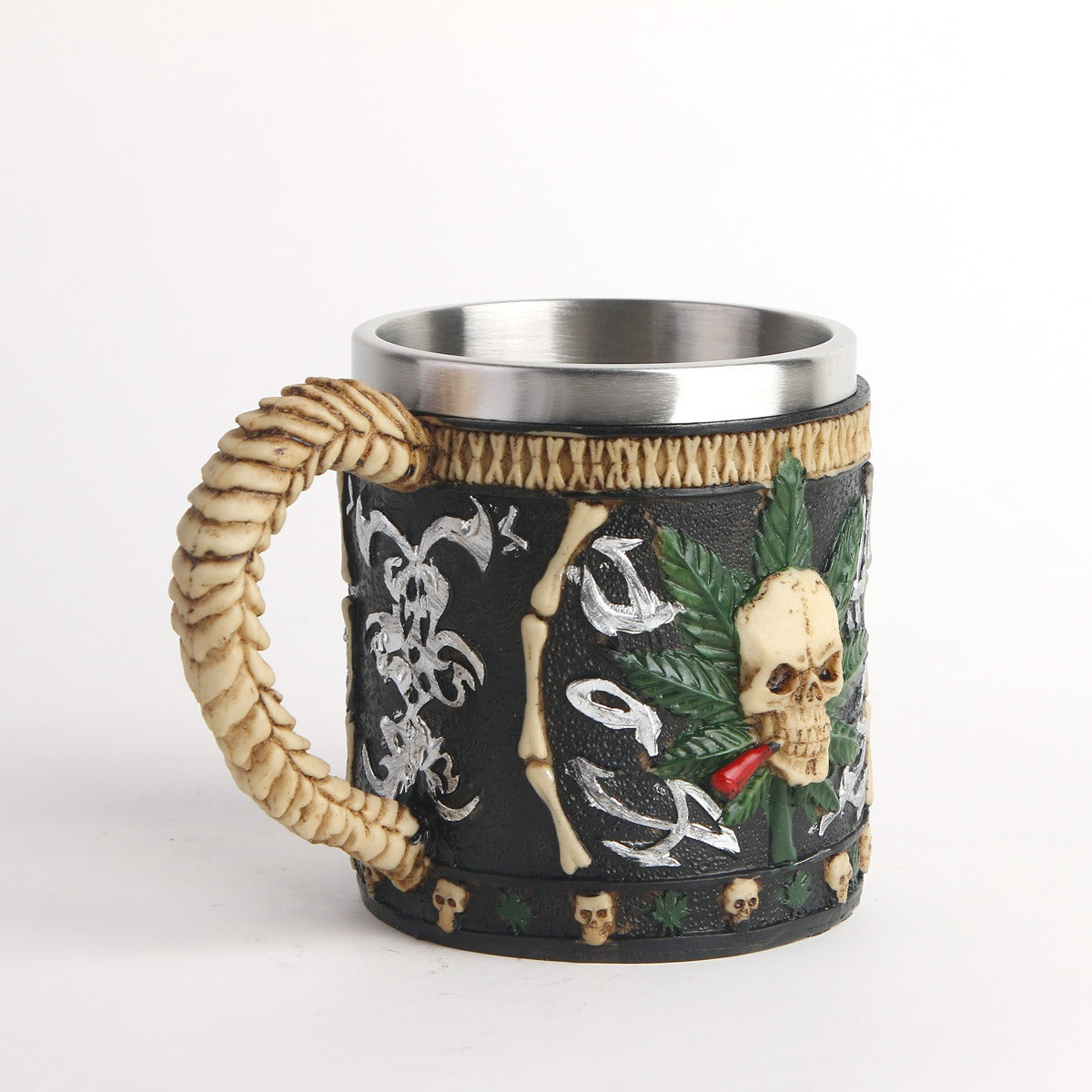 Gothic Skull & Serpent Mug – Dark Fantasy Decorative Cup