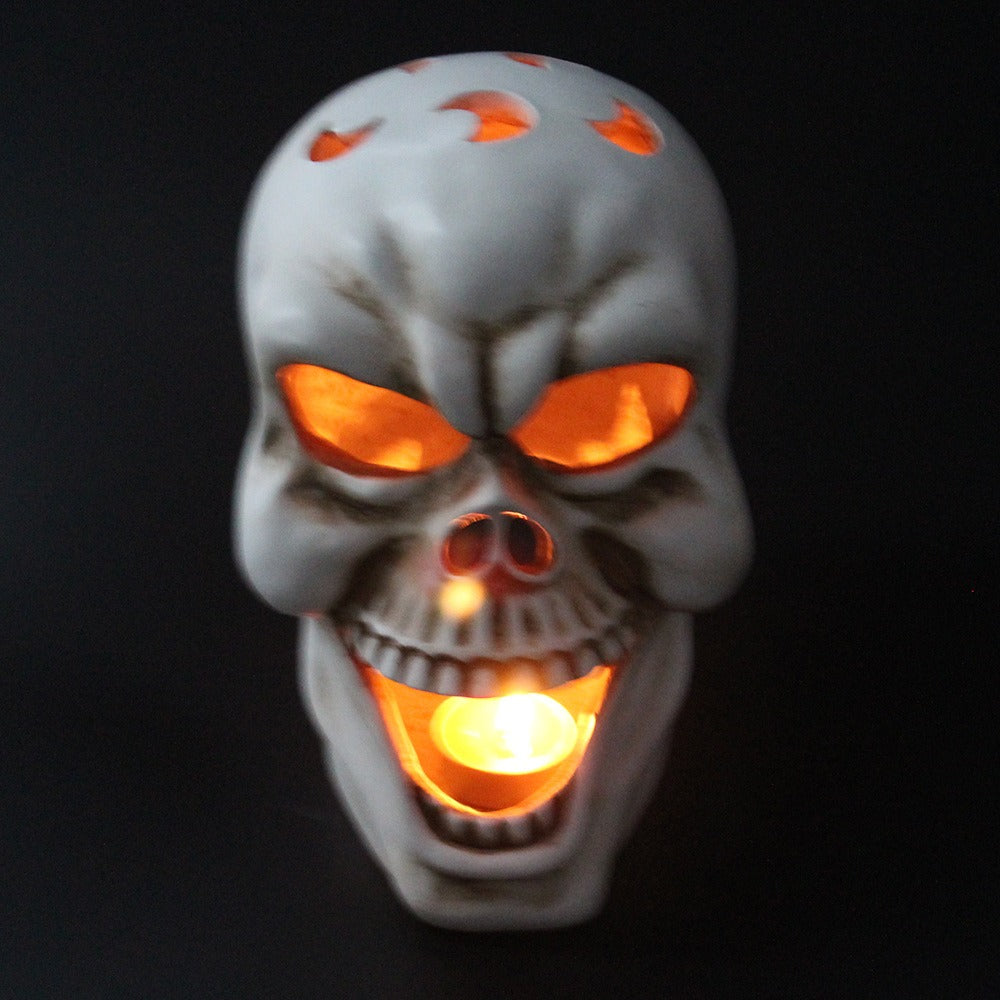 Screaming Skull Horror Candle Holder – Gothic Halloween Décor